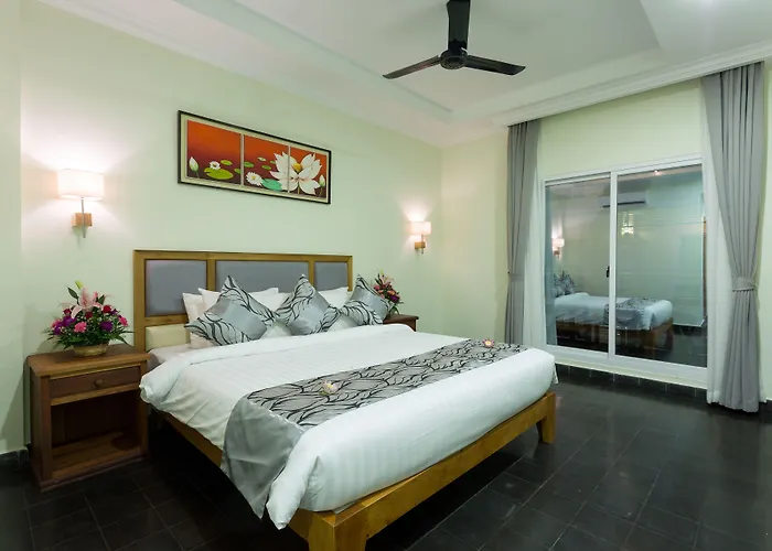 Grand Bayon Hotel 4*