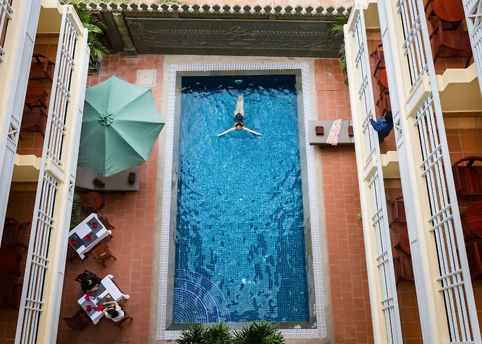 Hotel Grand Bayon